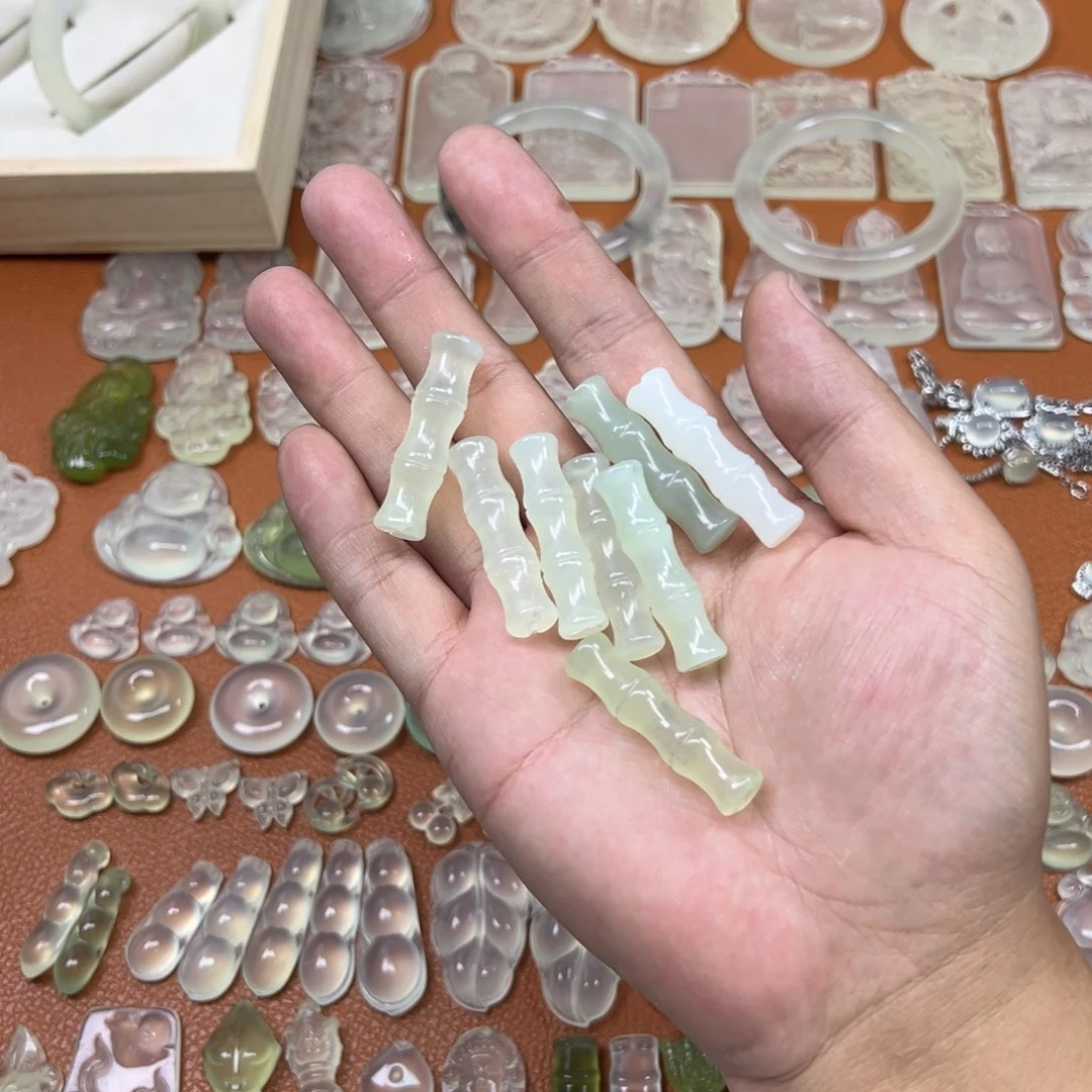 岫玉未镶嵌多样性随机发一