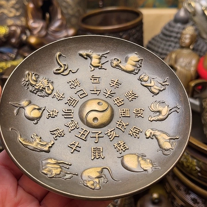 精美铜器批发档口