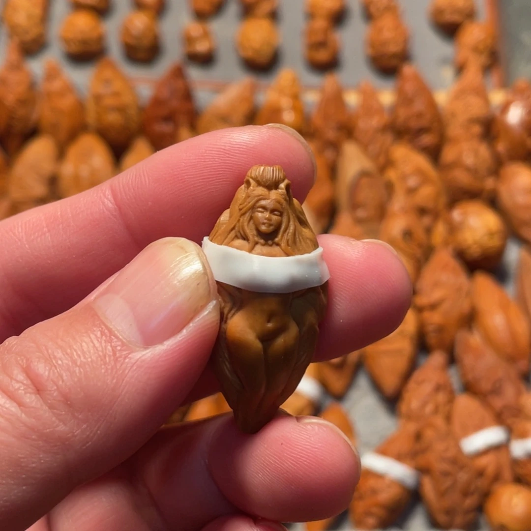 手串/手链橄榄核九尾美女