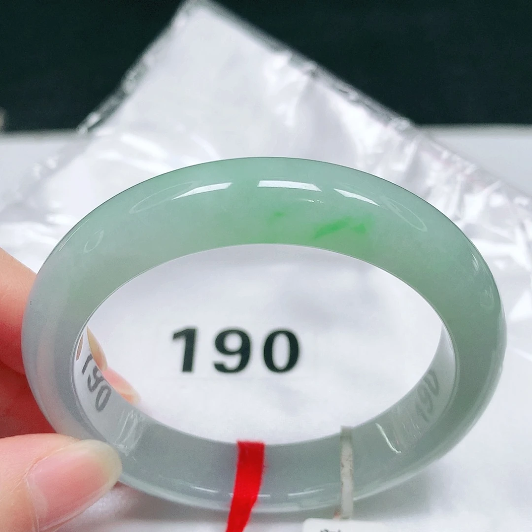 翡翠未镶嵌手镯73 号翡翠手镯