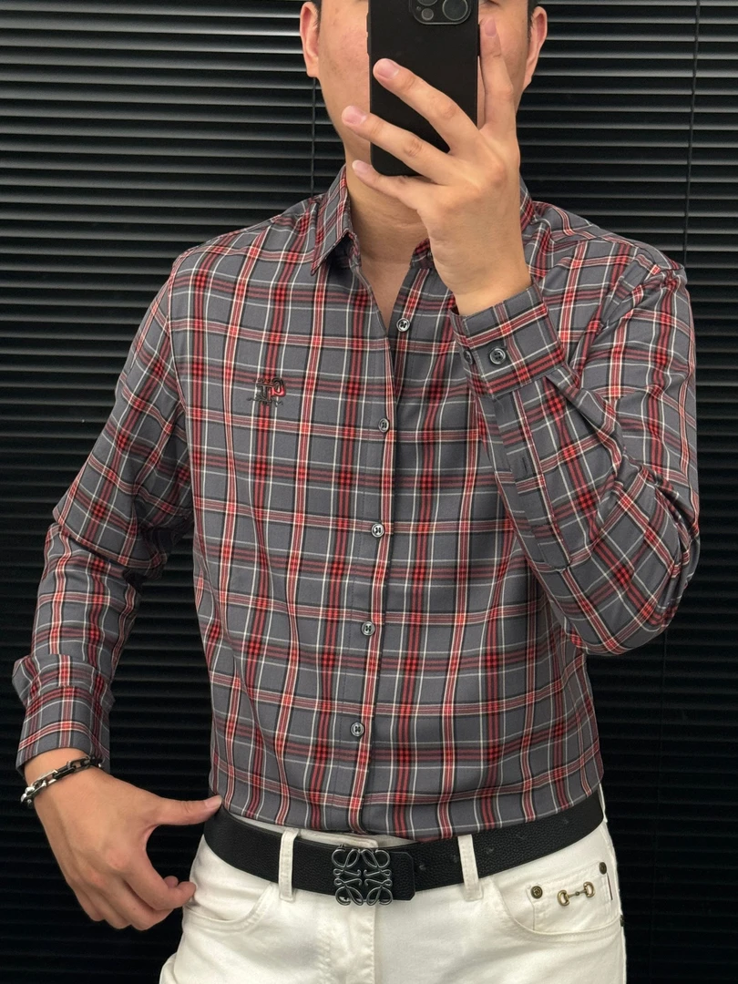 秋季男士抗皱免烫弹力刺绣休闲时尚格子百搭修身商务轻奢长袖衬衫