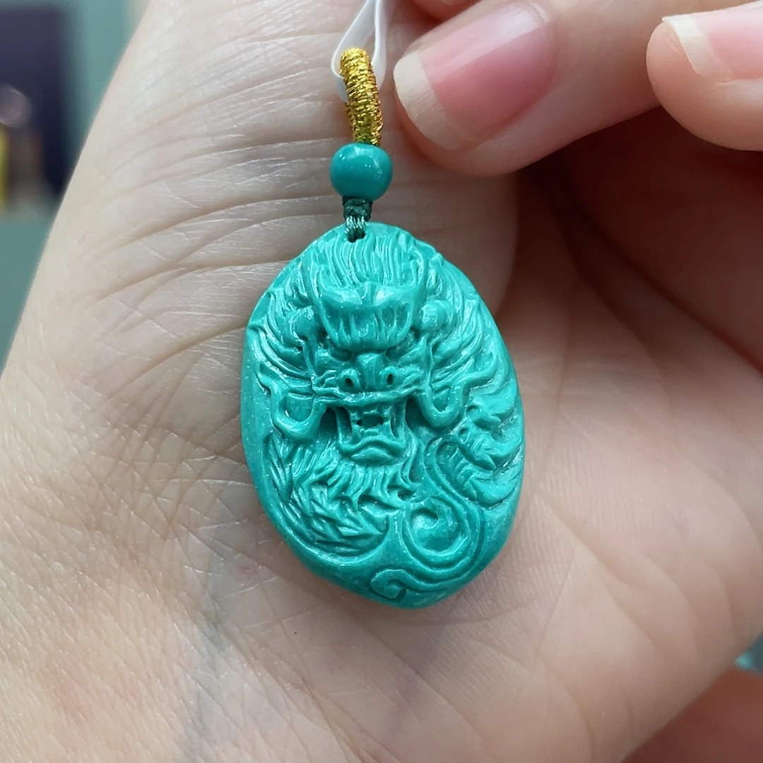 绿松石颈饰未镶嵌