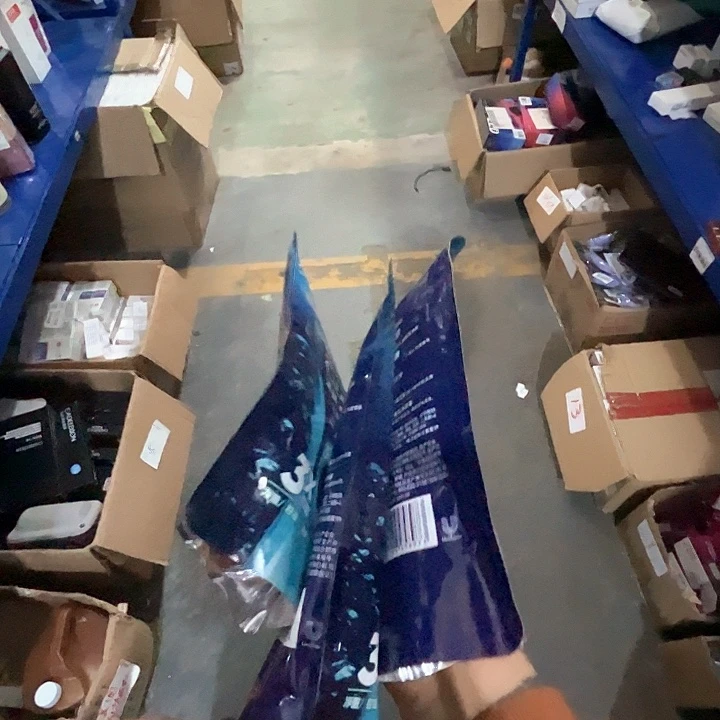 清家沐浴露袋装拍一发三袋600克。