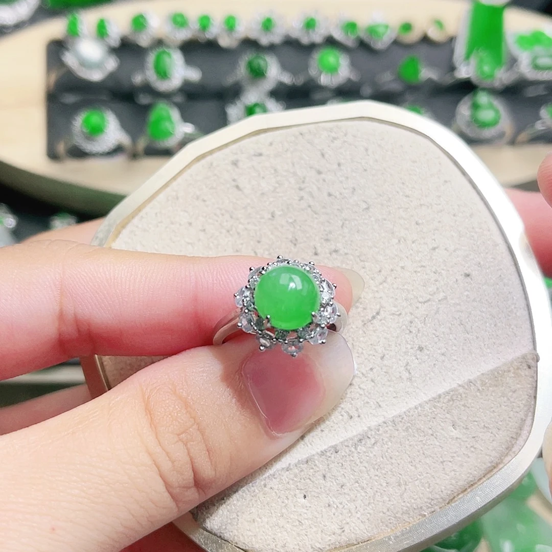 未镶嵌挂件翡翠裸石