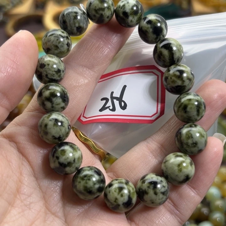 未镶嵌蛇纹石玉手链