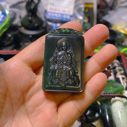 蛇纹石玉颈饰未镶嵌凭**风