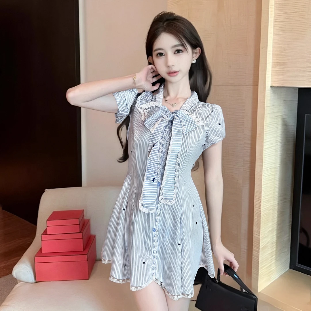 B2025新款时尚甜美风花边泡泡袖连衣裙女夏蝴蝶结减龄短裙D1839