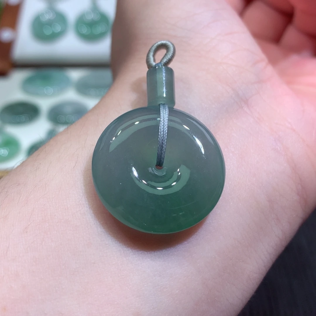 翡翠未镶嵌颈饰平安扣9