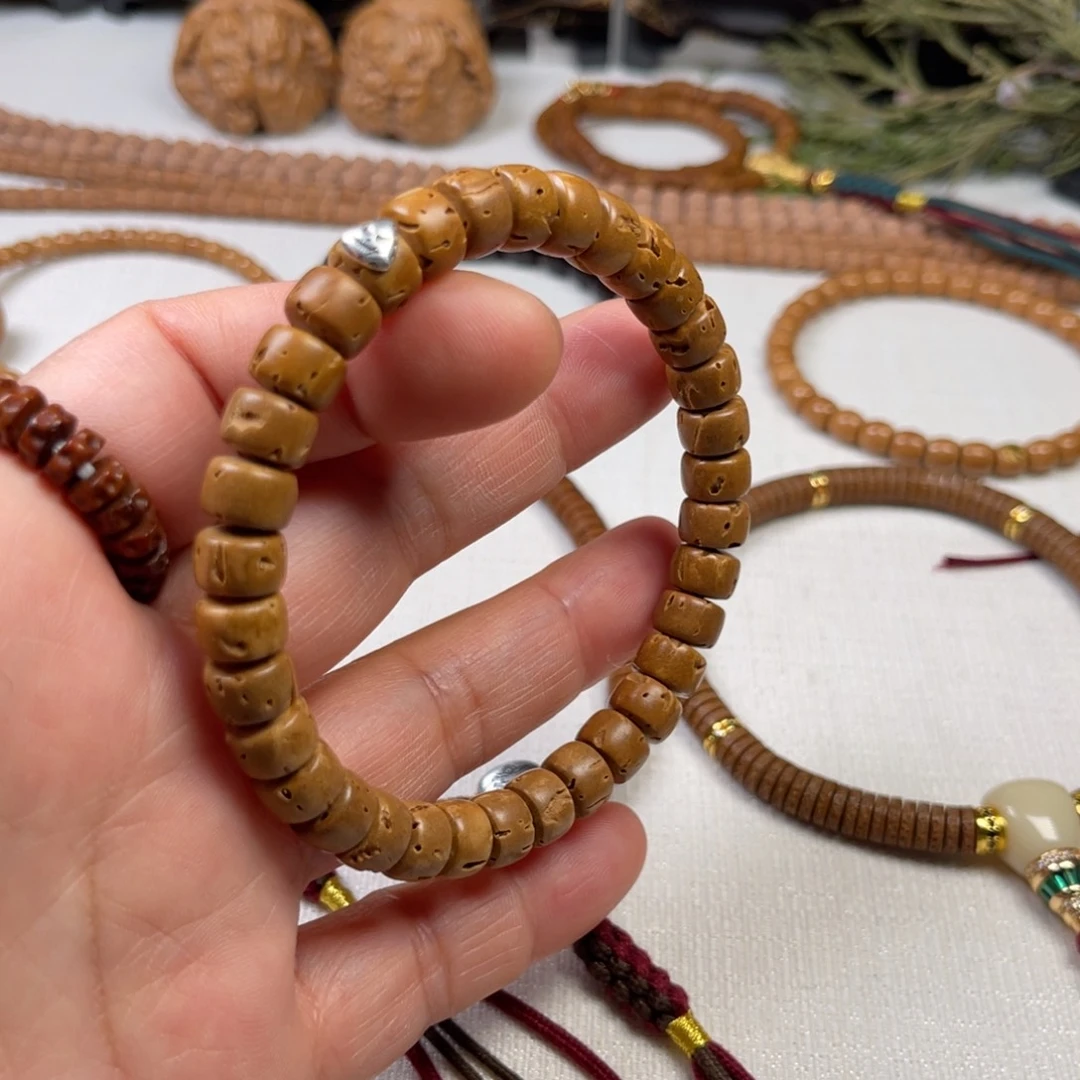 桃核吊坠5677788888889