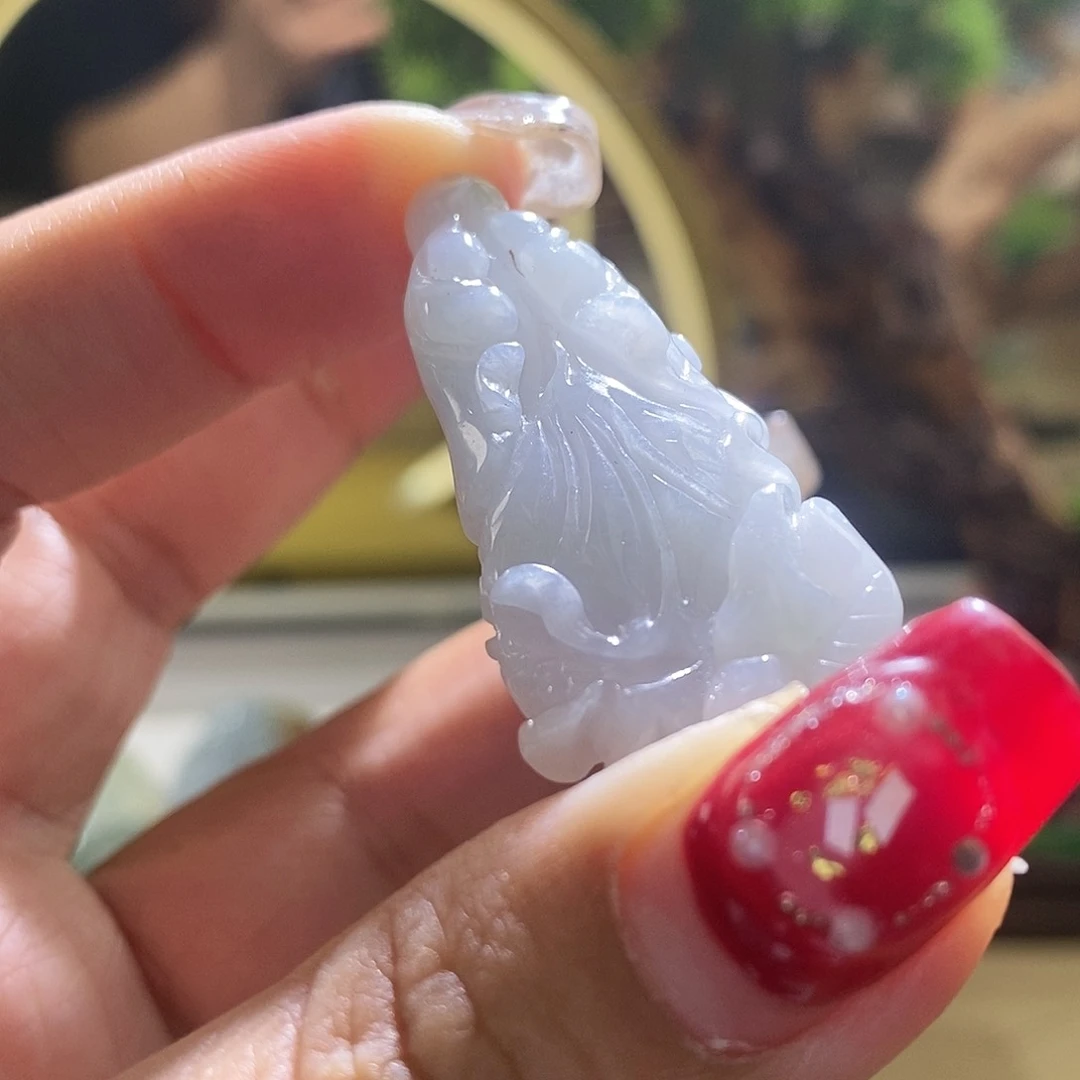 【闪购商品】翡翠颈饰未镶嵌菜