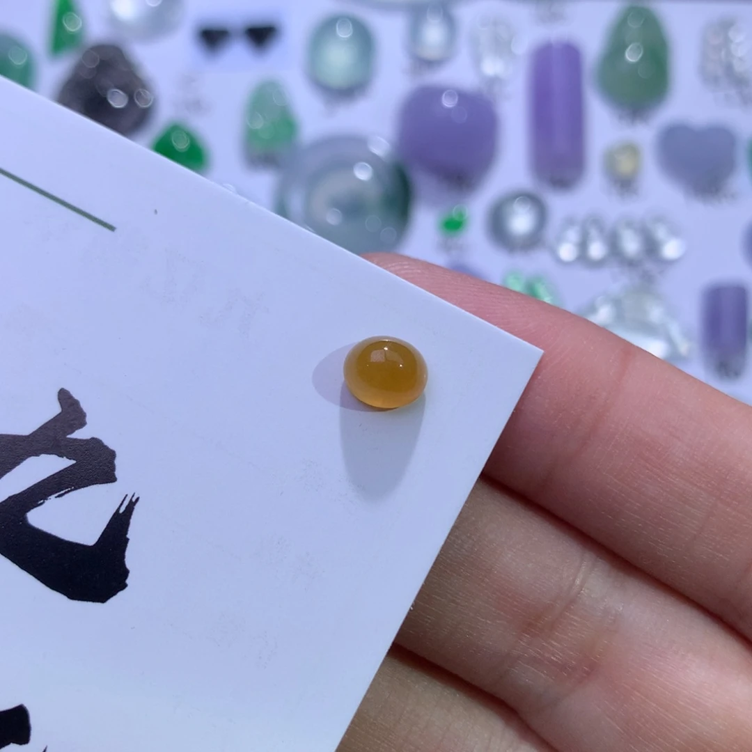 颈饰未镶嵌翡翠天然翡翠A货 蛋面