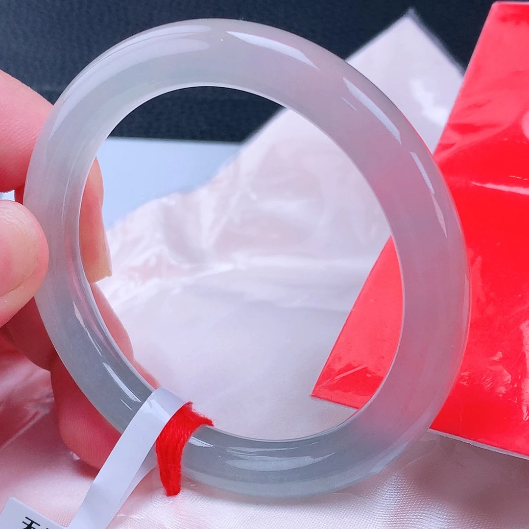 未镶嵌手镯（圆镯）翡翠55圈