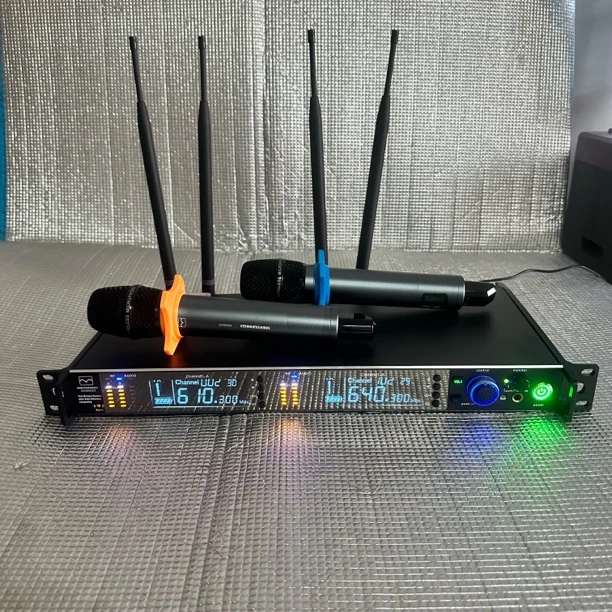 8新  二手物品不包邮)深亚动力skm8855专业真分级话筒，运费到付！