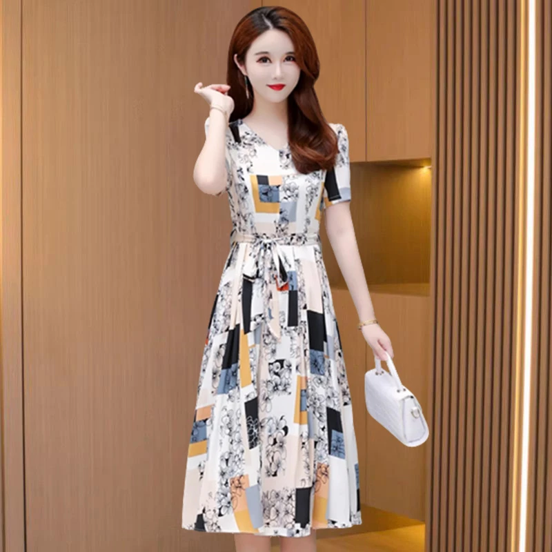 深圳南油洋气减龄连衣裙子新款时尚印花雪纺轻奢名媛高端大气收腰
