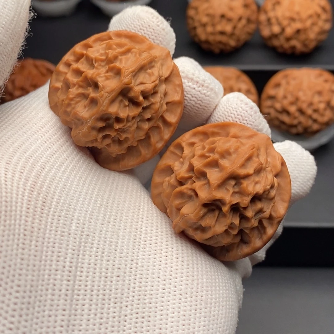 文玩核桃吊坠36+野龙鳞