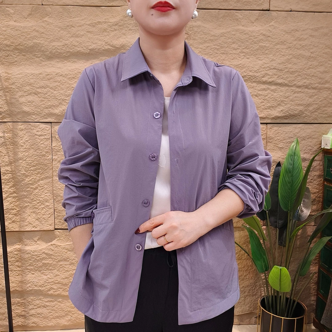 夏季2025新款薄款妈妈装外套洋气翻领宽松遮肉长袖纽扣时尚女外套