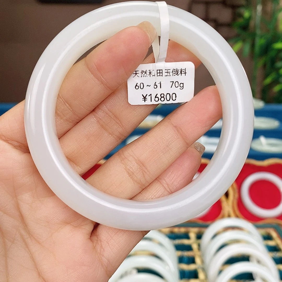 未镶嵌手镯和田玉E072