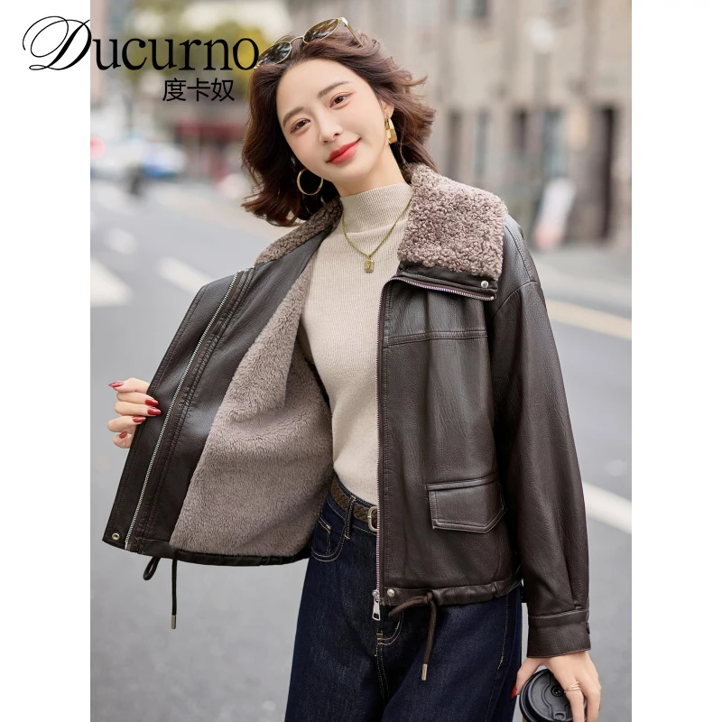 今年流行毛领加绒皮衣短款外套女小个子保暖PU皮夹克韩版百搭潮流