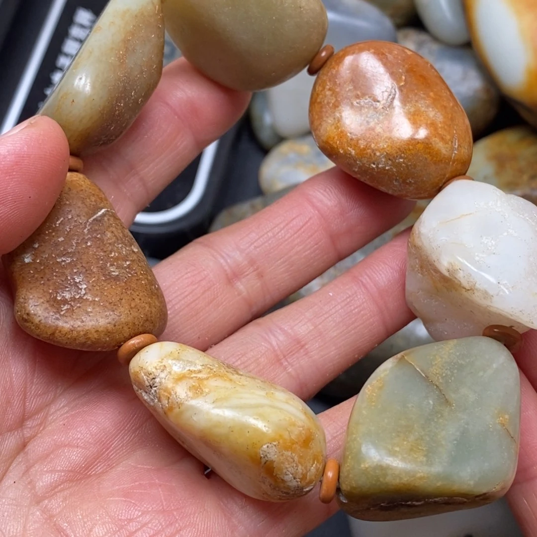 和田玉（糖玉）挂件未镶嵌