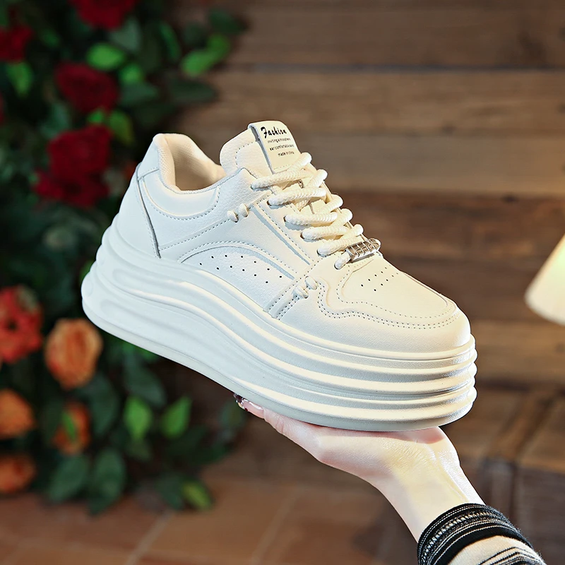 6CM透气耐磨青少年厚底增高休闲板鞋春季休闲鞋秋季运动鞋韩版