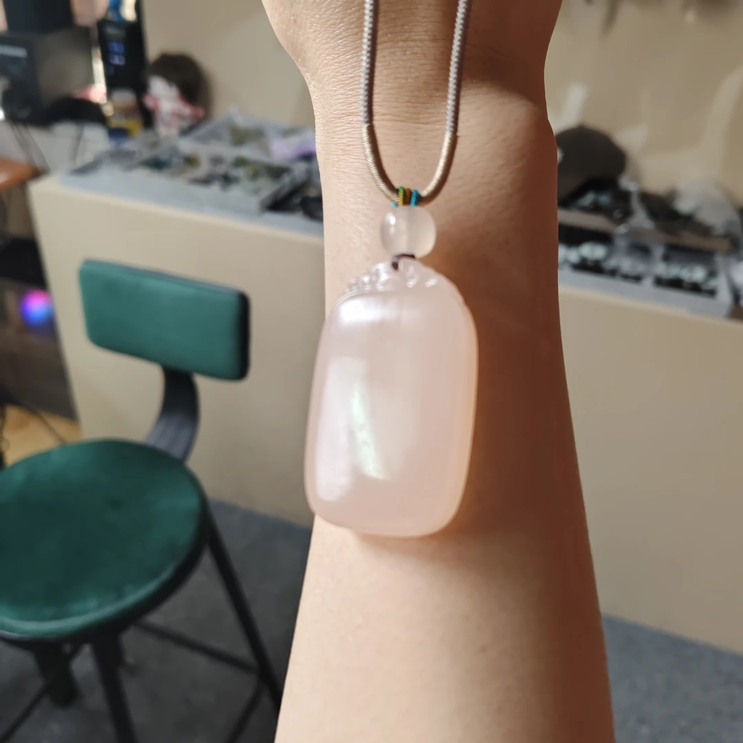 ［00113］高冰透冰藕粉平安无事牌项链多样性发其一