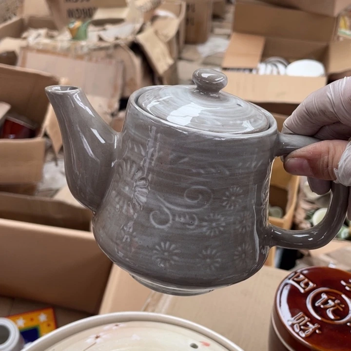 陶瓷盘子碗砂锅都有