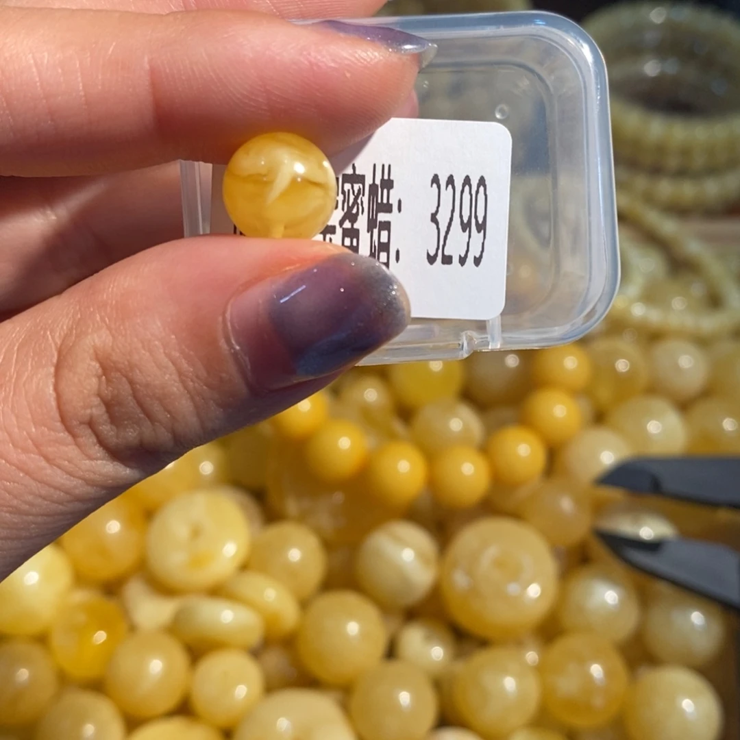 琥珀未镶嵌珠宝奇石3299