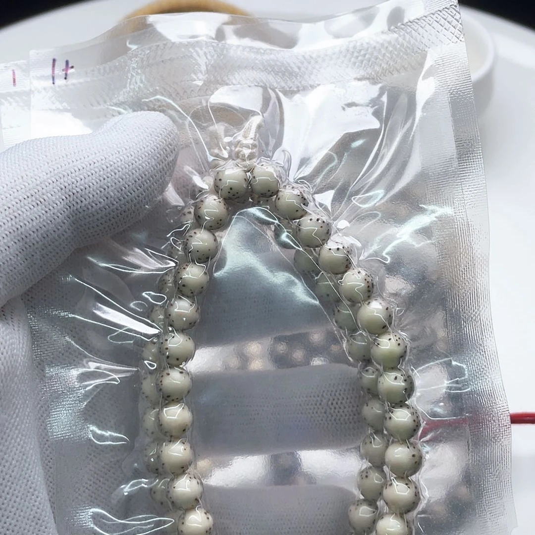 星月菩提手串同枝古瓷白8圆手持
