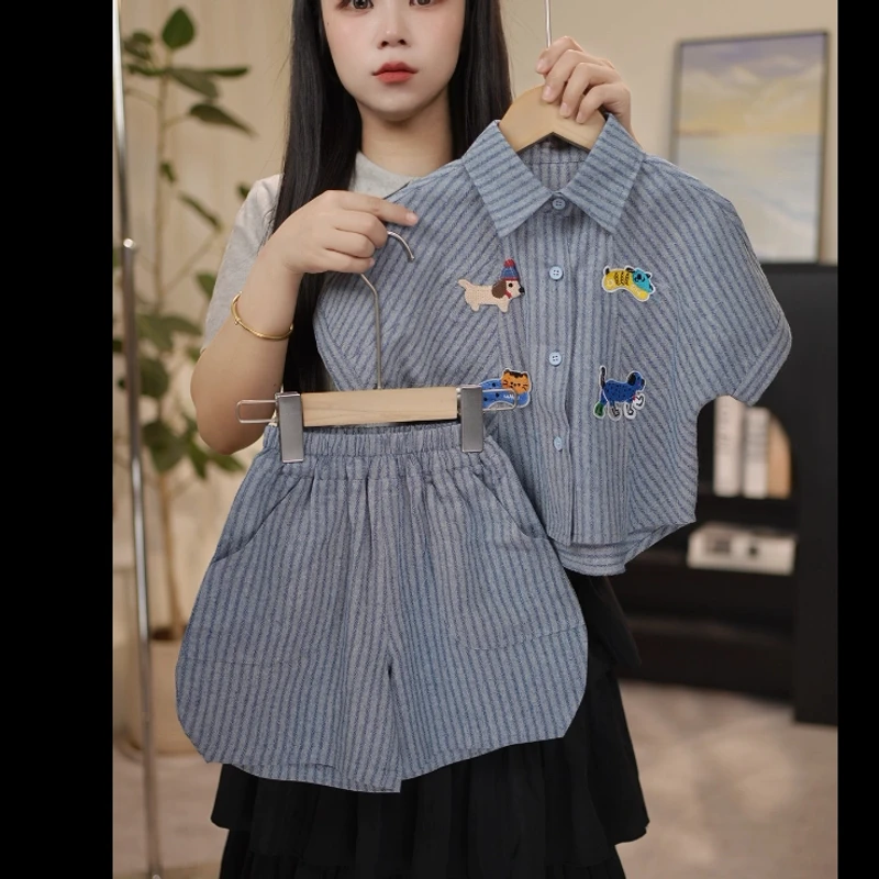 男童夏季套装2025新款儿童韩版卡通洋气短袖T恤衬衫短裤宝宝时髦