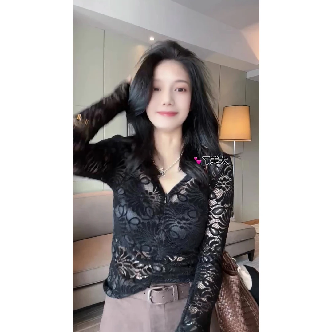 长袖镂空蕾丝拉链V领中国风蕾丝衫老钱风性感显瘦修身蕾丝打底衫