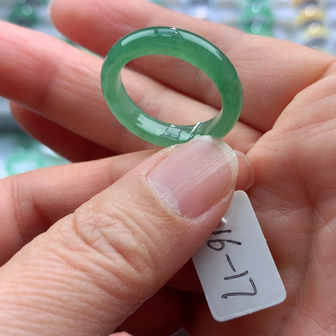 翡翠戒指未镶嵌16-17号