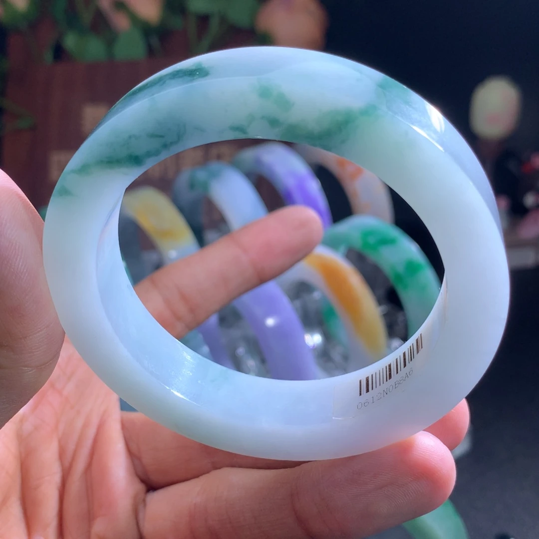 定制翡翠手镯未镶嵌