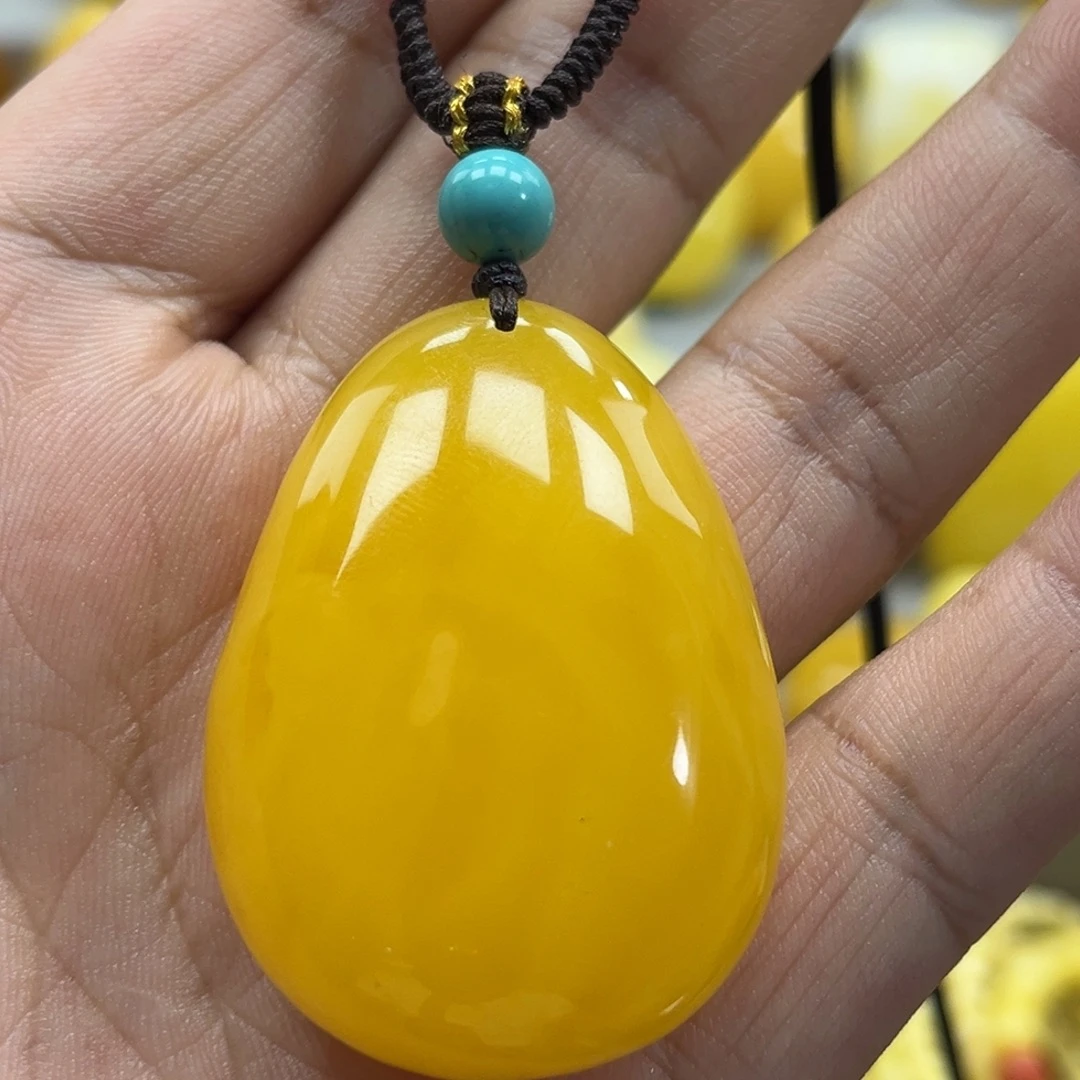 蜜蜡未镶嵌珠宝奇石