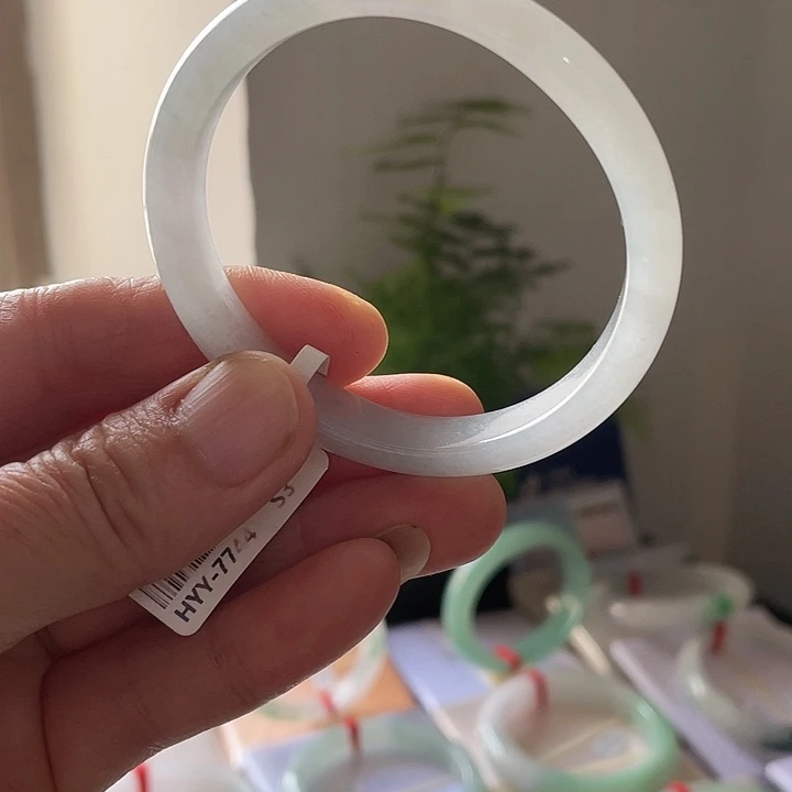 未镶嵌手镯翡翠成品