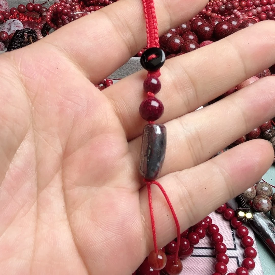 紫砂天然朱砂辰石吊坠