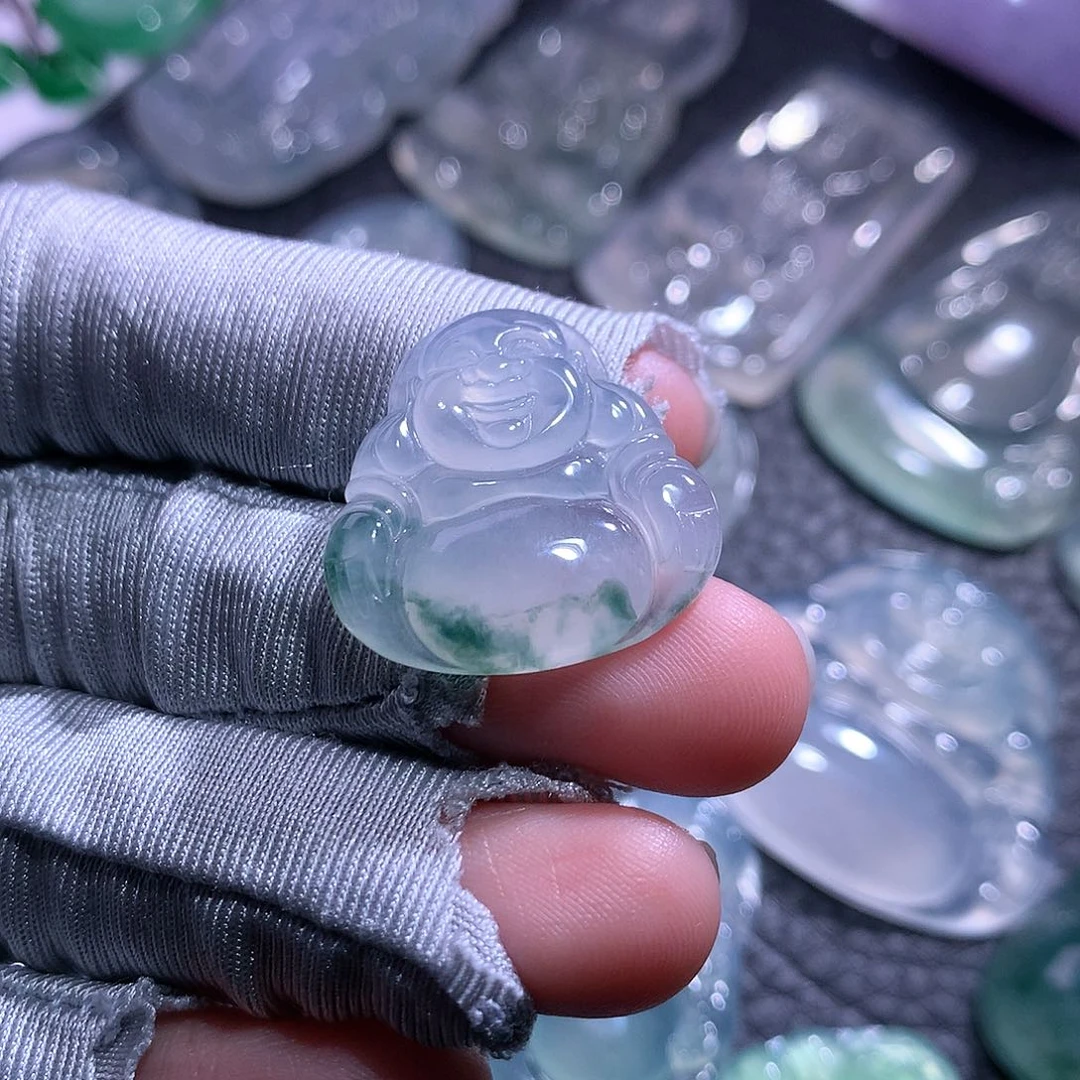 【闪购商品】翡翠未镶嵌颈饰佛