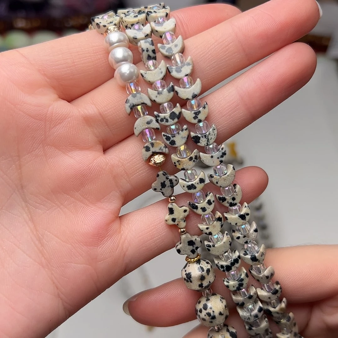 玛瑙/玉髓合金珠宝半成品Y197。7.7mm天然斑点石月亮一条