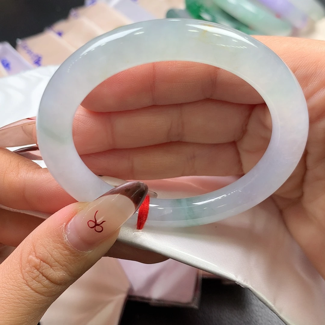 翡翠未镶嵌手镯（圆镯）37号冰种