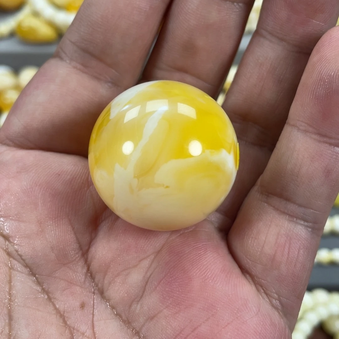 琥珀未镶嵌珠宝奇石尺寸33.3金瓷白妖花单珠