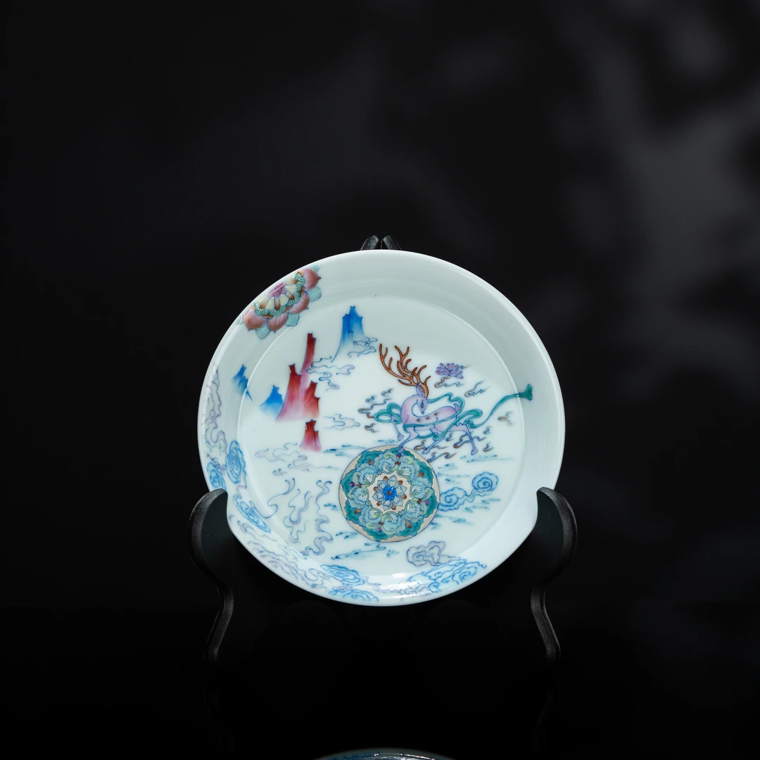 冉月观隐 斗彩九色鹿壶承口径15.3cm 瓷器茶周边