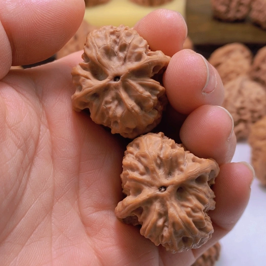 文玩核桃吊坠贪***弓