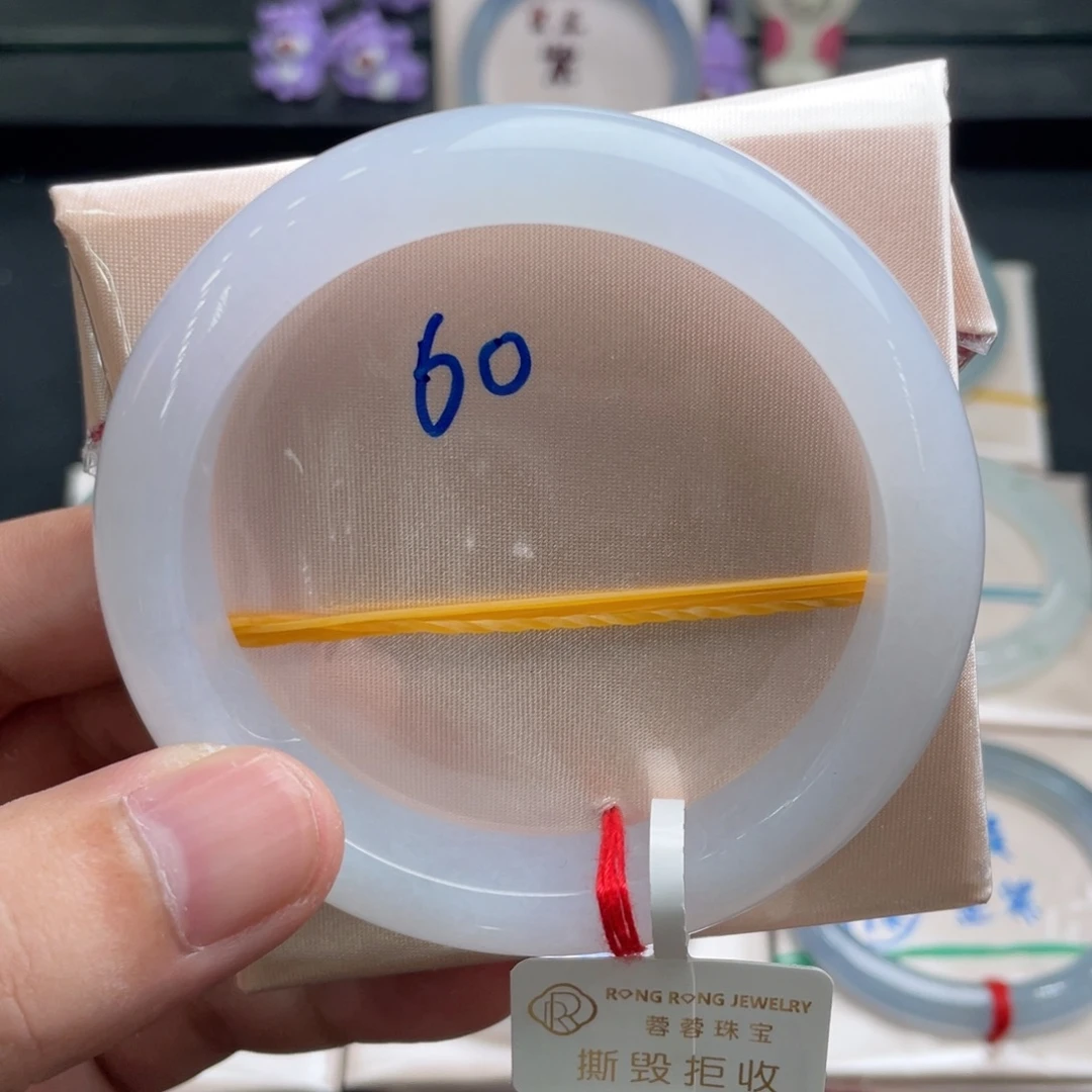 未镶嵌手镯翡翠翡翠手镯