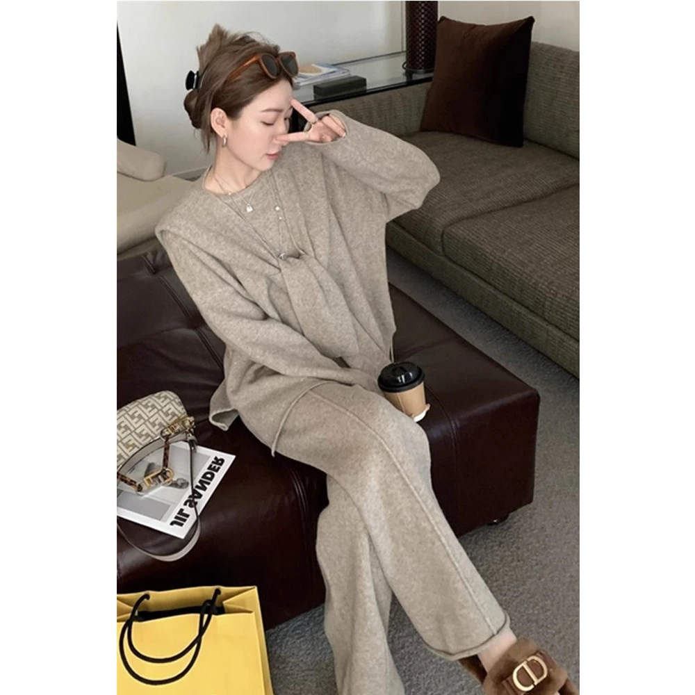 大码女装时尚针织套装女2025秋冬新款宽松慵懒风披肩阔腿裤三件套