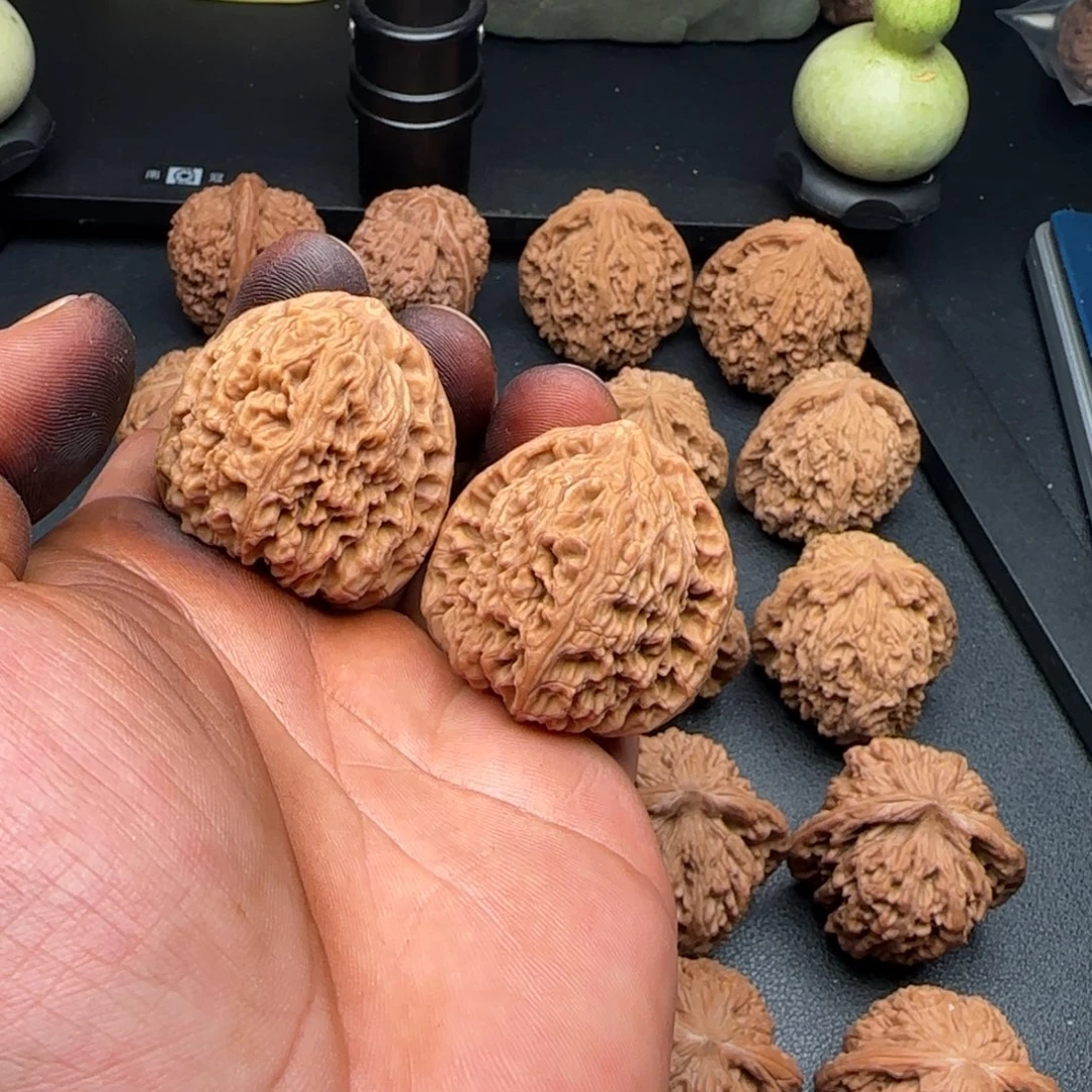 39尺南疆石微瑕疵