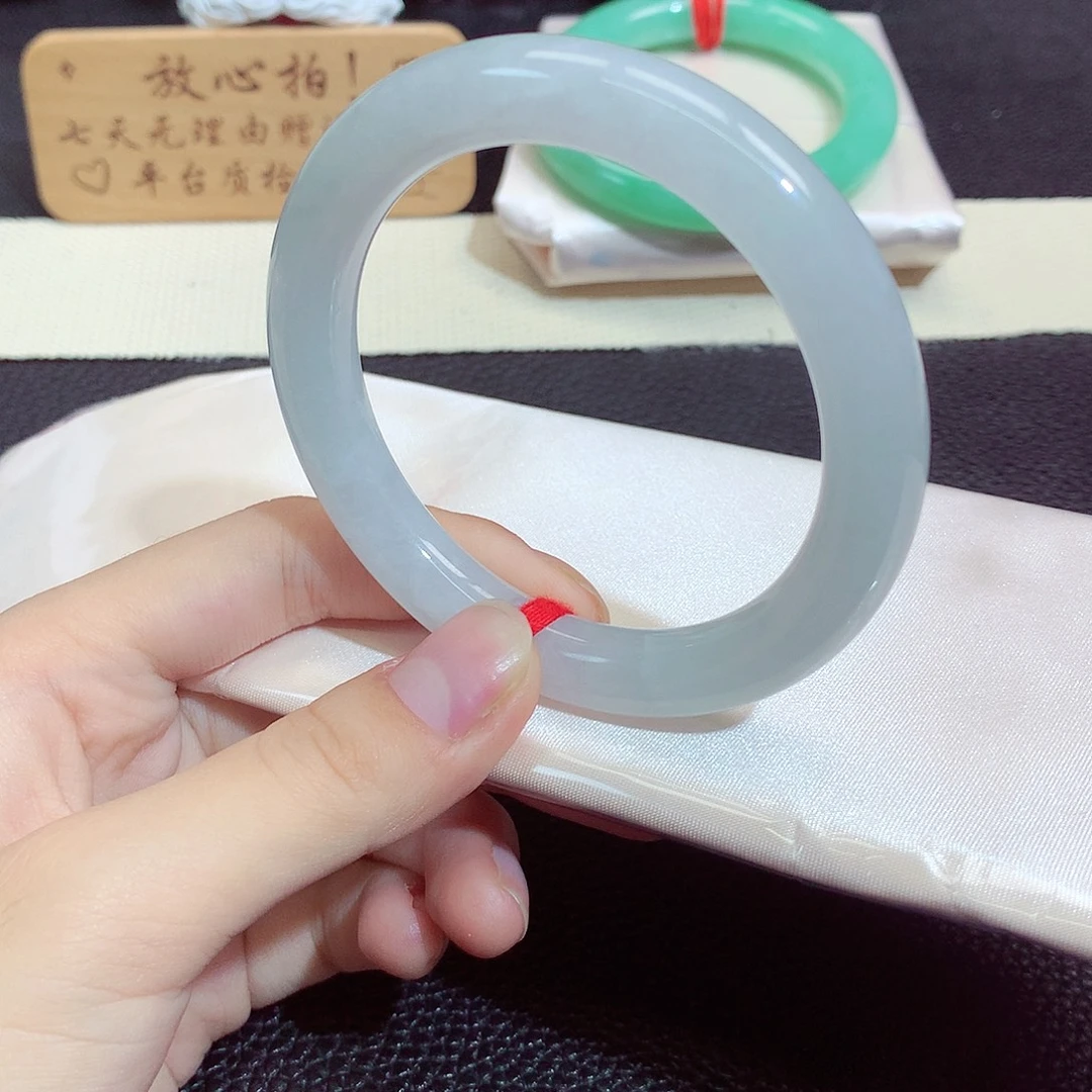 翡翠未镶嵌手镯1225