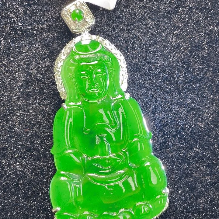 翡翠颈饰未镶嵌43，