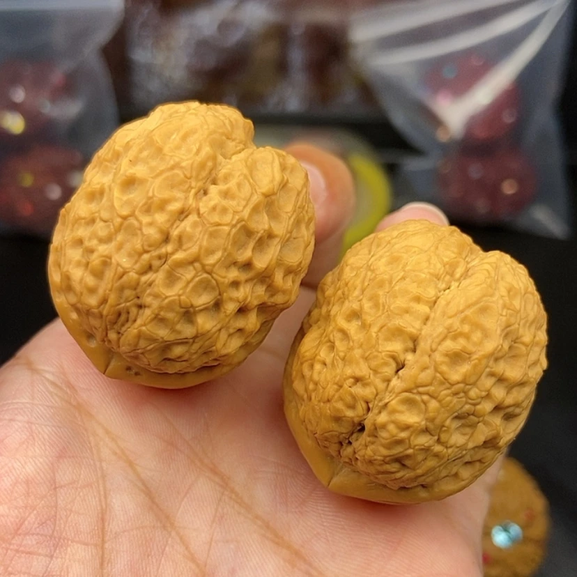 【闪购商品】把件文玩核桃39尺金蟒元宝