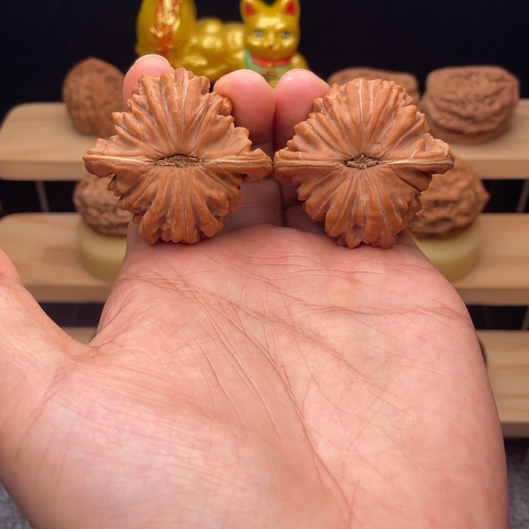 璟***承把件文玩核桃44四座楼