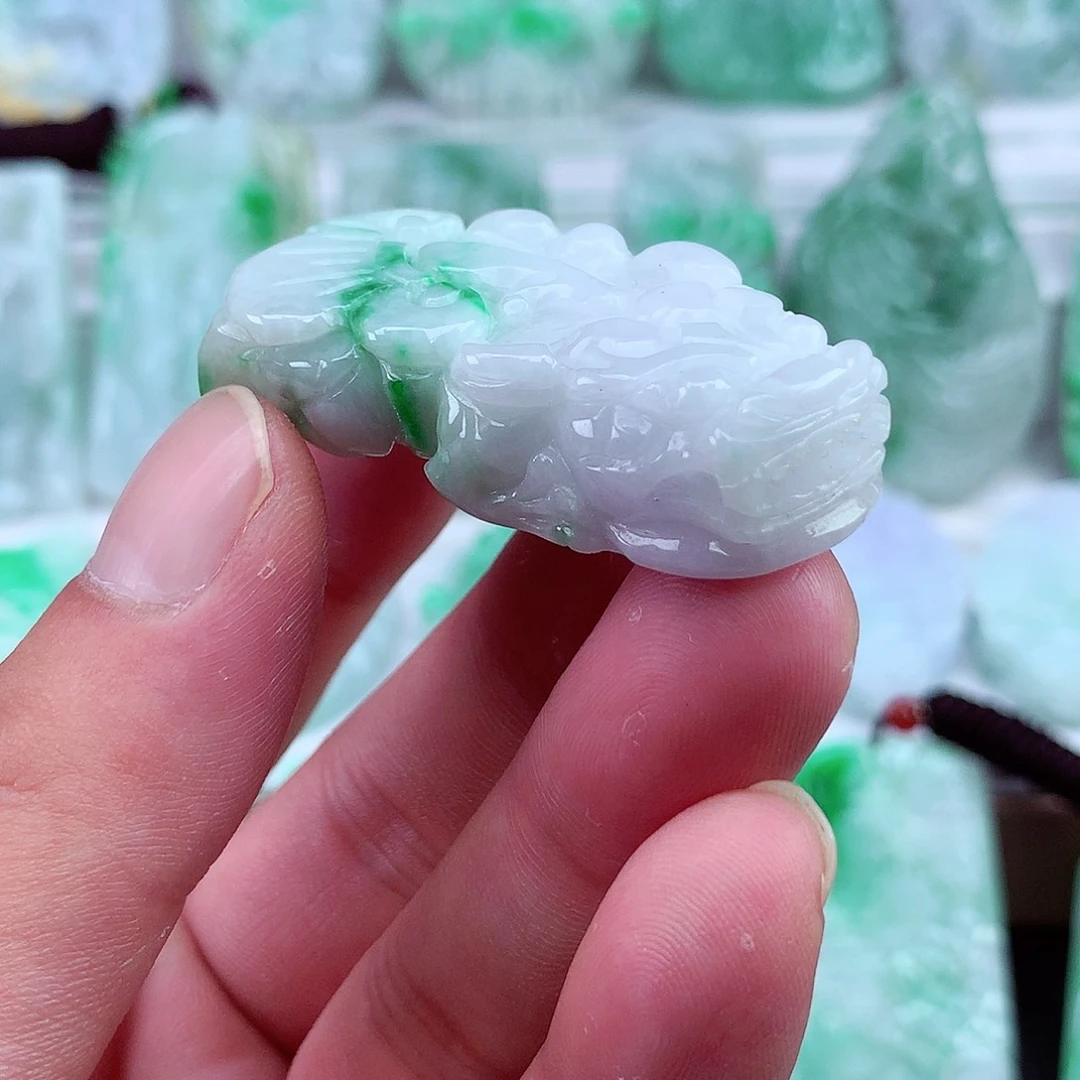 翡翠未镶嵌颈饰翡翠吊坠