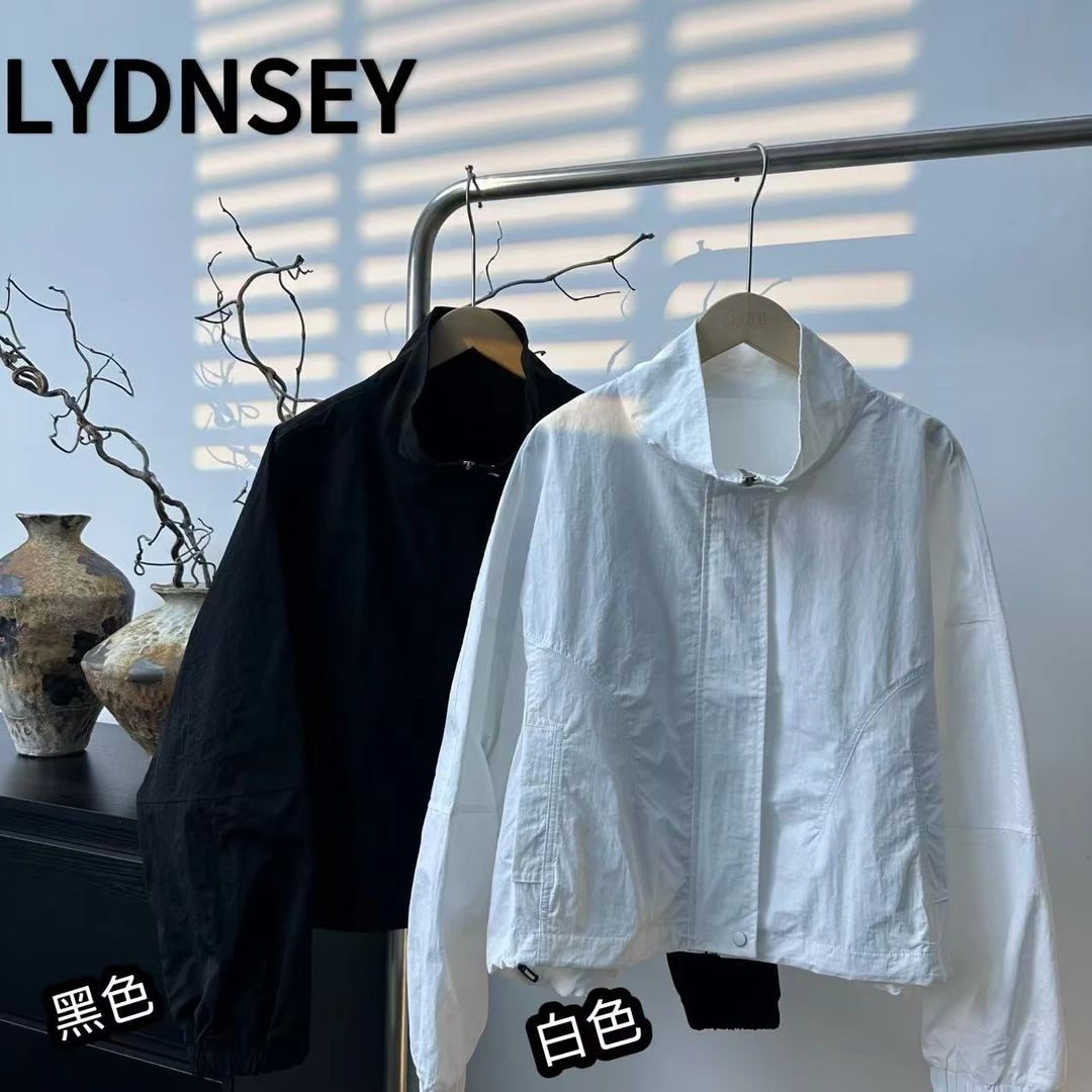 LYNDSEY·冲锋衣 极简 百搭 宽松显瘦立领冲锋衣35352